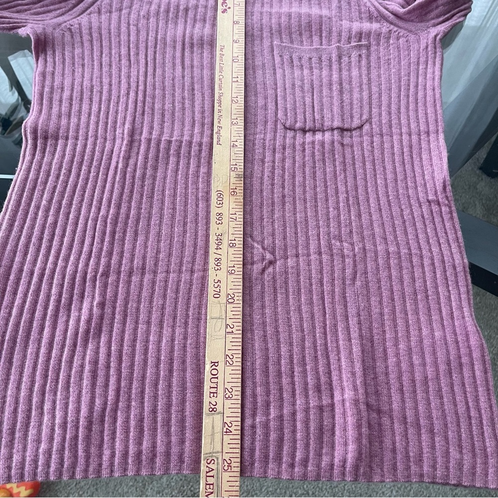 J. Crew WOMEN'S SMALL Featherweight Pink Cashmere‎ Slim Fit Sweater Quite Luxury - Picture 5 of 8